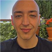 Laureato magistrale in Chimica all'Università degli studi  La Sapienza  di Roma con il massimo dei voti. Offro lezioni di chimica